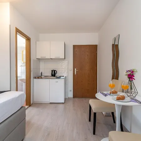 Apartments Bozan Trogir Kamer foto