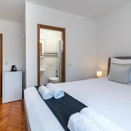 Apartments Bozan Trogir Kamer foto
