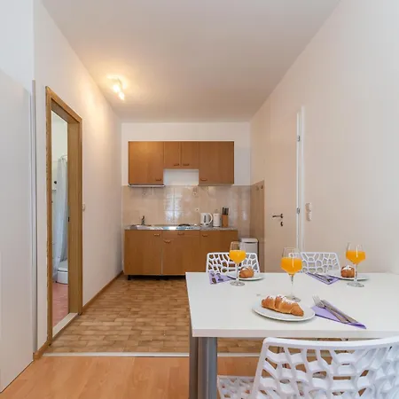 Apartments Bozan Trogir Kamer foto