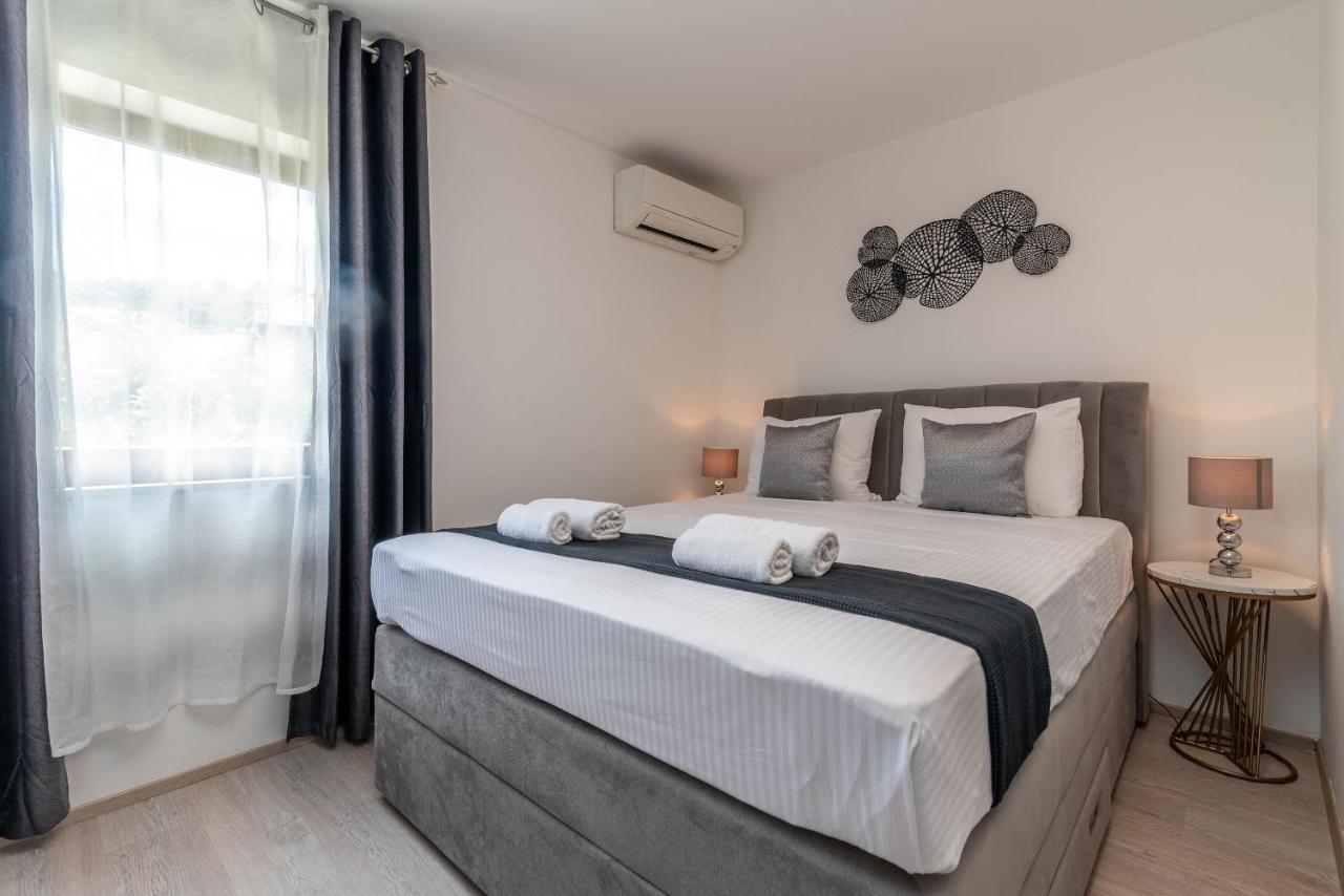 Bozan Trogir